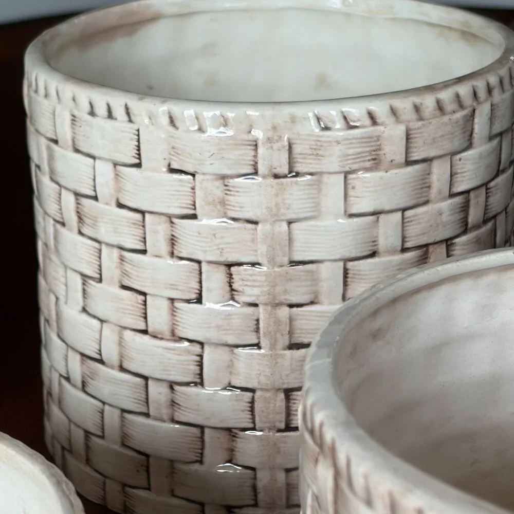 Vintage Set of 4 Faux Basket Weave Ceramic Planters Cachepots Farmhouse Rustic - Picture 6 of 11